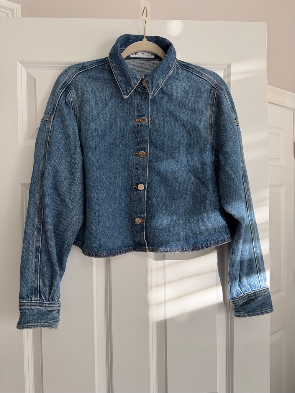 ZARA Denim Cropped Button-Up Jacket - Blue
